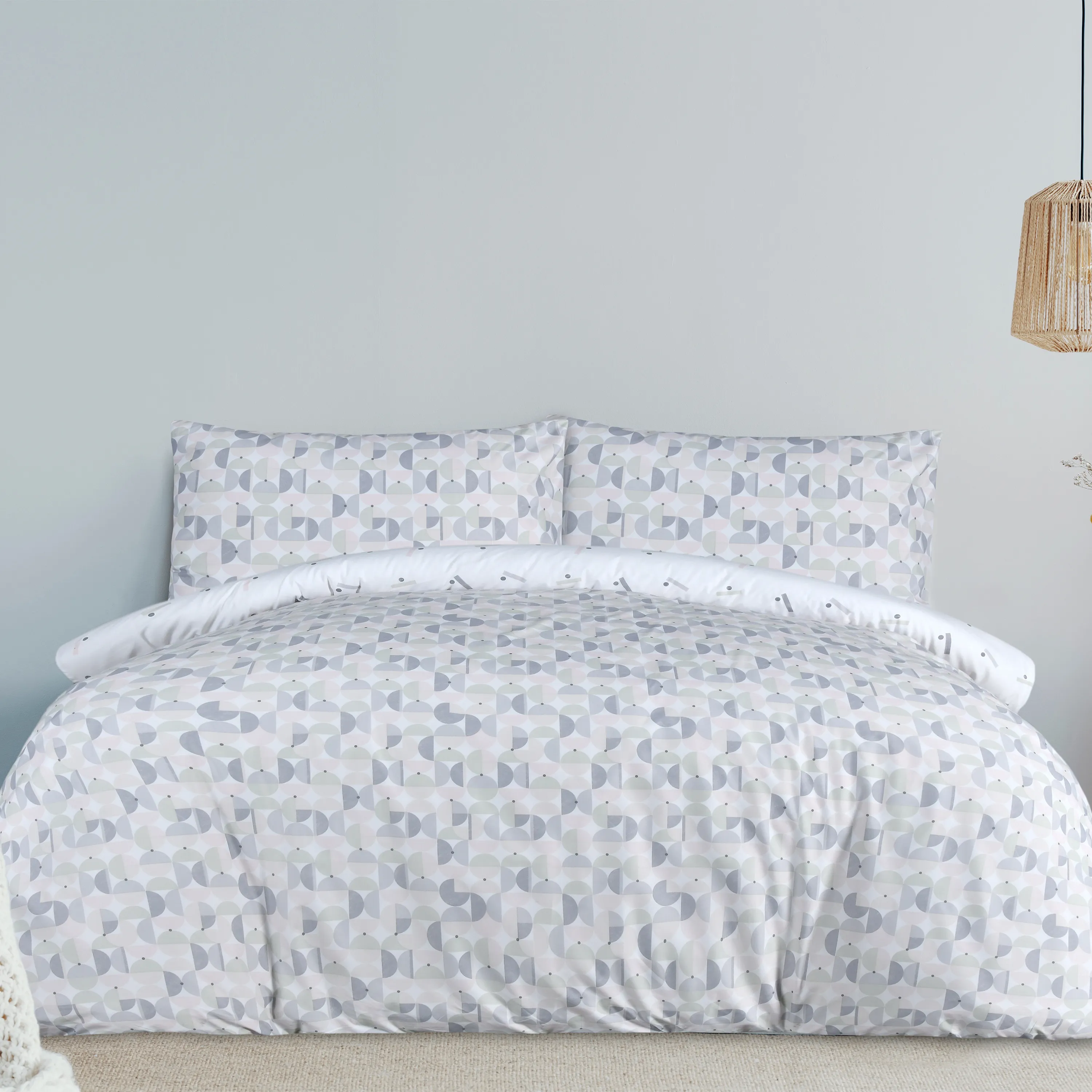 Printed Reversible Circle Geo Duvet Cover With Pillowcases 1 Printed Reversible Circle Geo Duvet Cover With Pillowcases