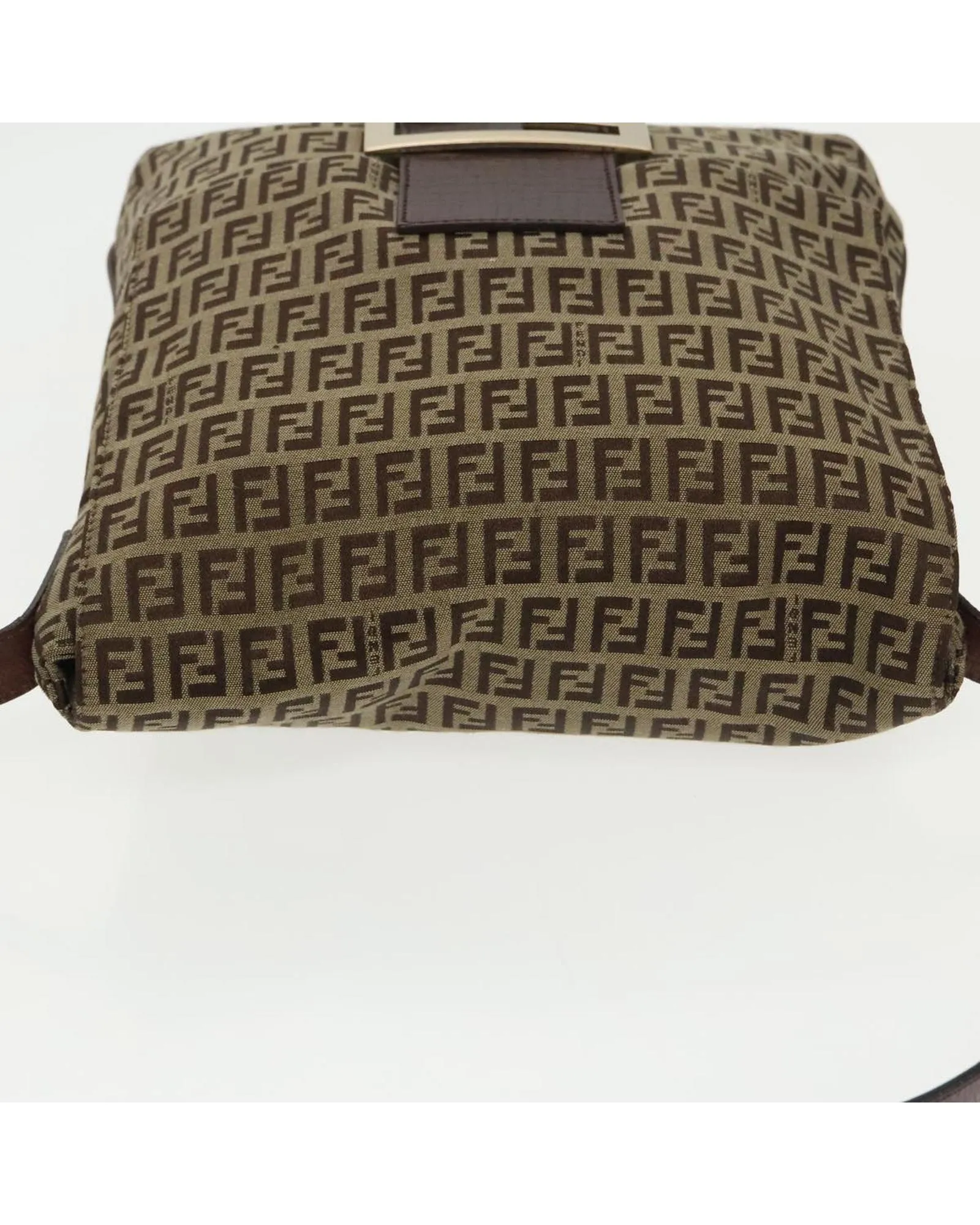 Preloved Zucca Pattern Shoulder Bag with Clasp- Brown 7 Preloved Zucca Pattern Shoulder Bag with Clasp- Brown