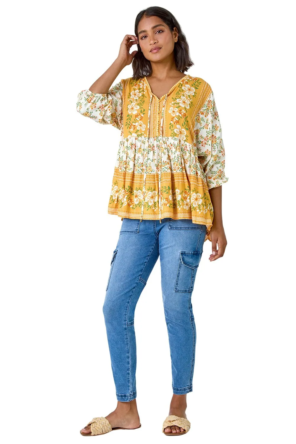 Floral Border Print V-Neck Overshirt 2 Floral Border Print V-Neck Overshirt