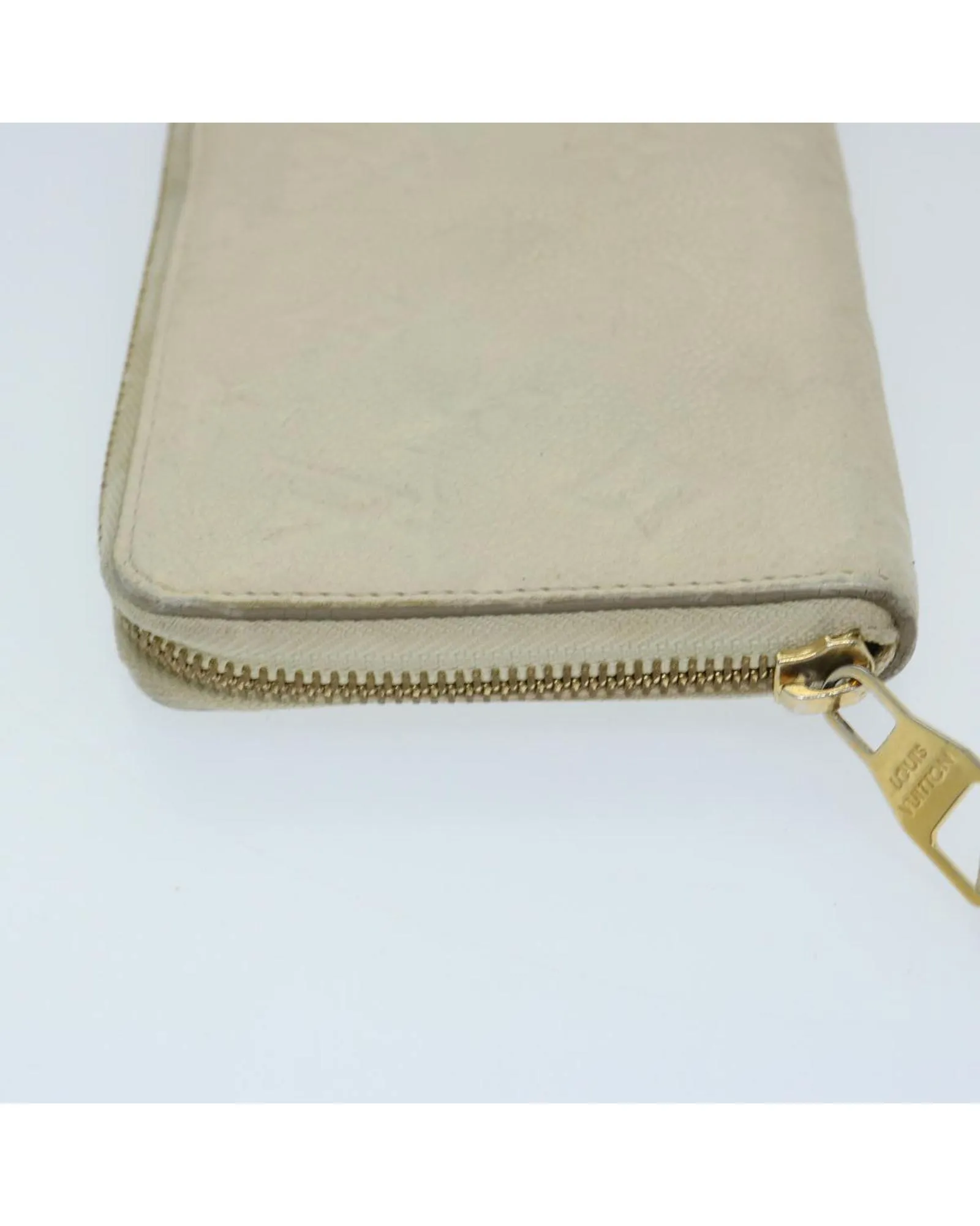 Preloved ZipAround Leather Wallet- White Long Wallets 5 Preloved ZipAround Leather Wallet- White Long Wallets