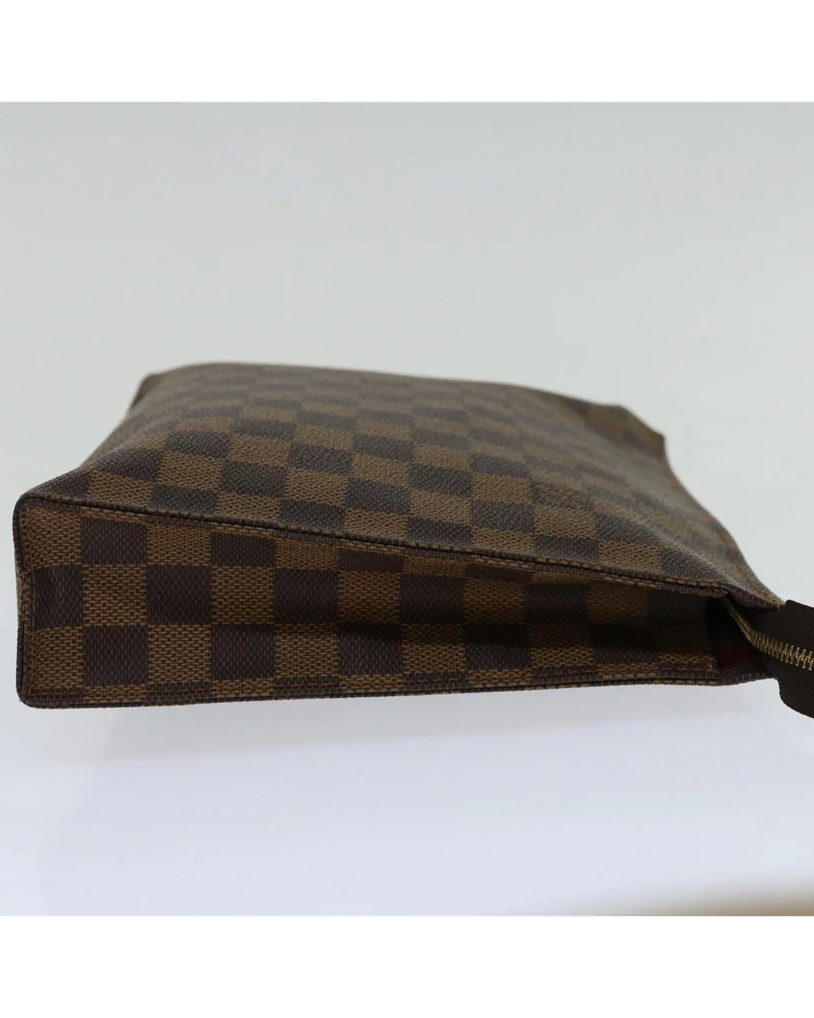 Preloved Damier Ebene Canvas Toiletry Pouch 26- Damie Ebene 3 Preloved Damier Ebene Canvas Toiletry Pouch 26- Damie Ebene
