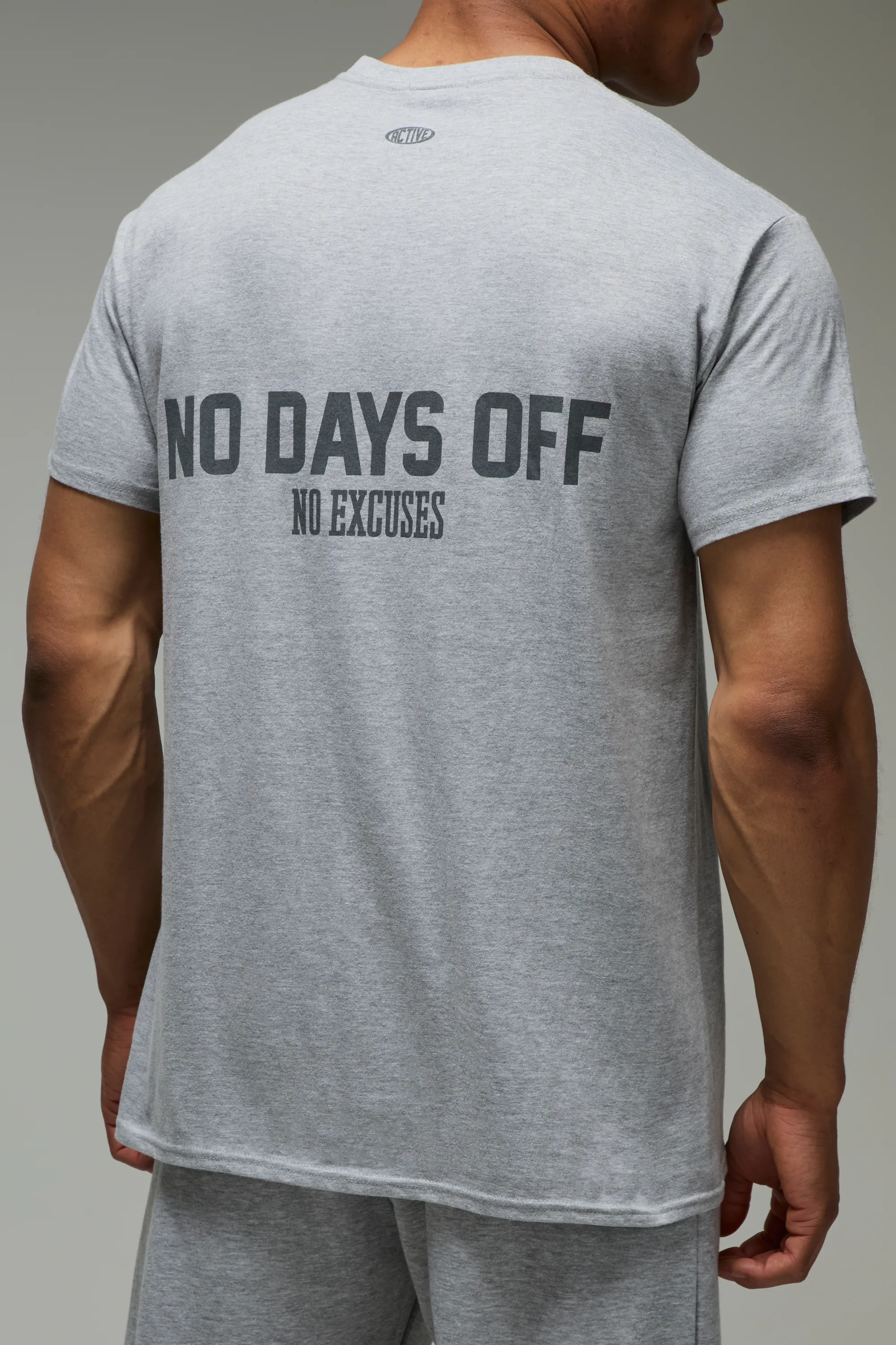 MAN Active No Days Off Oversized T-Shirt 1 MAN Active No Days Off Oversized T-Shirt