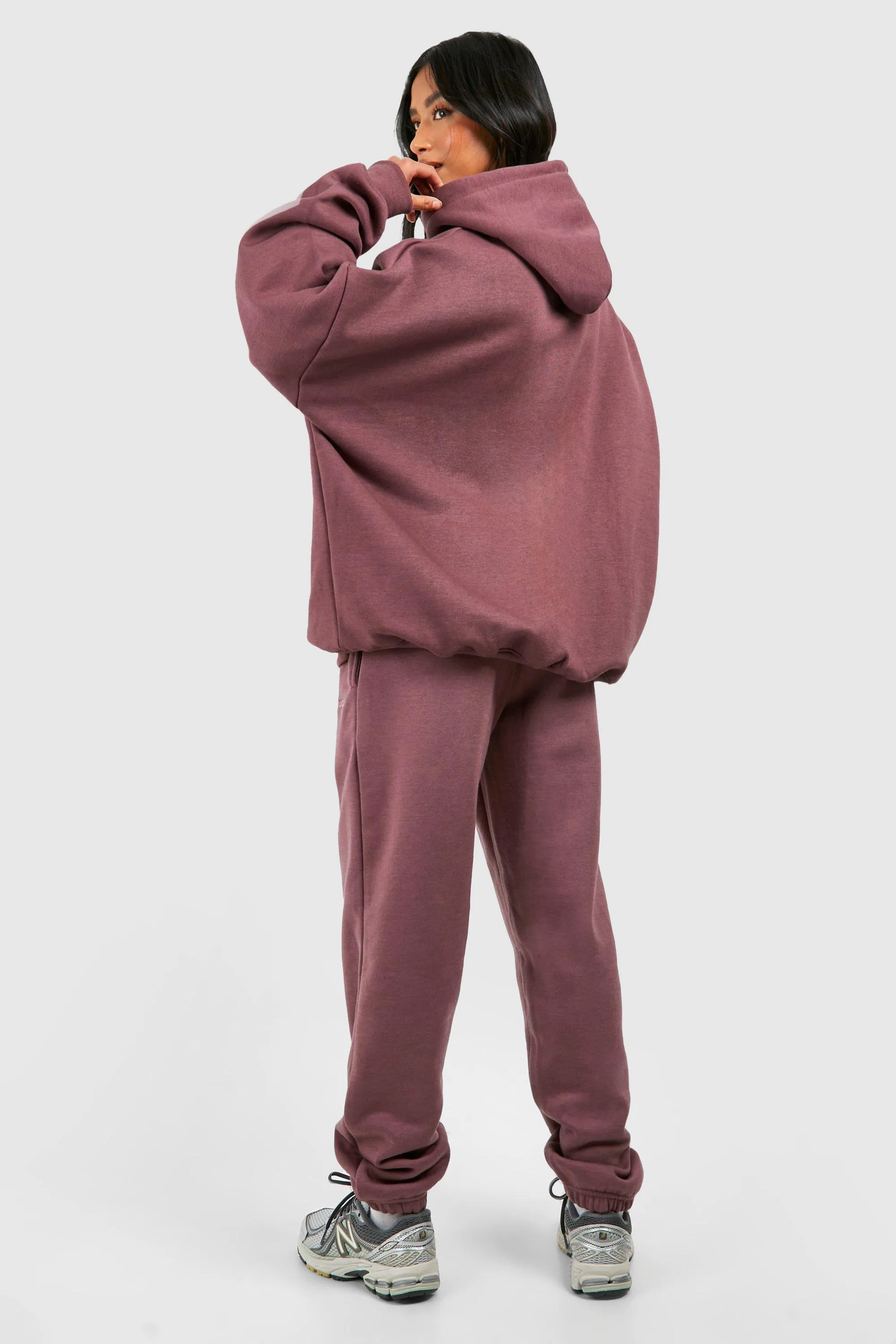Petite DSGN Studio Hooded Tracksuit 2 Petite DSGN Studio Hooded Tracksuit