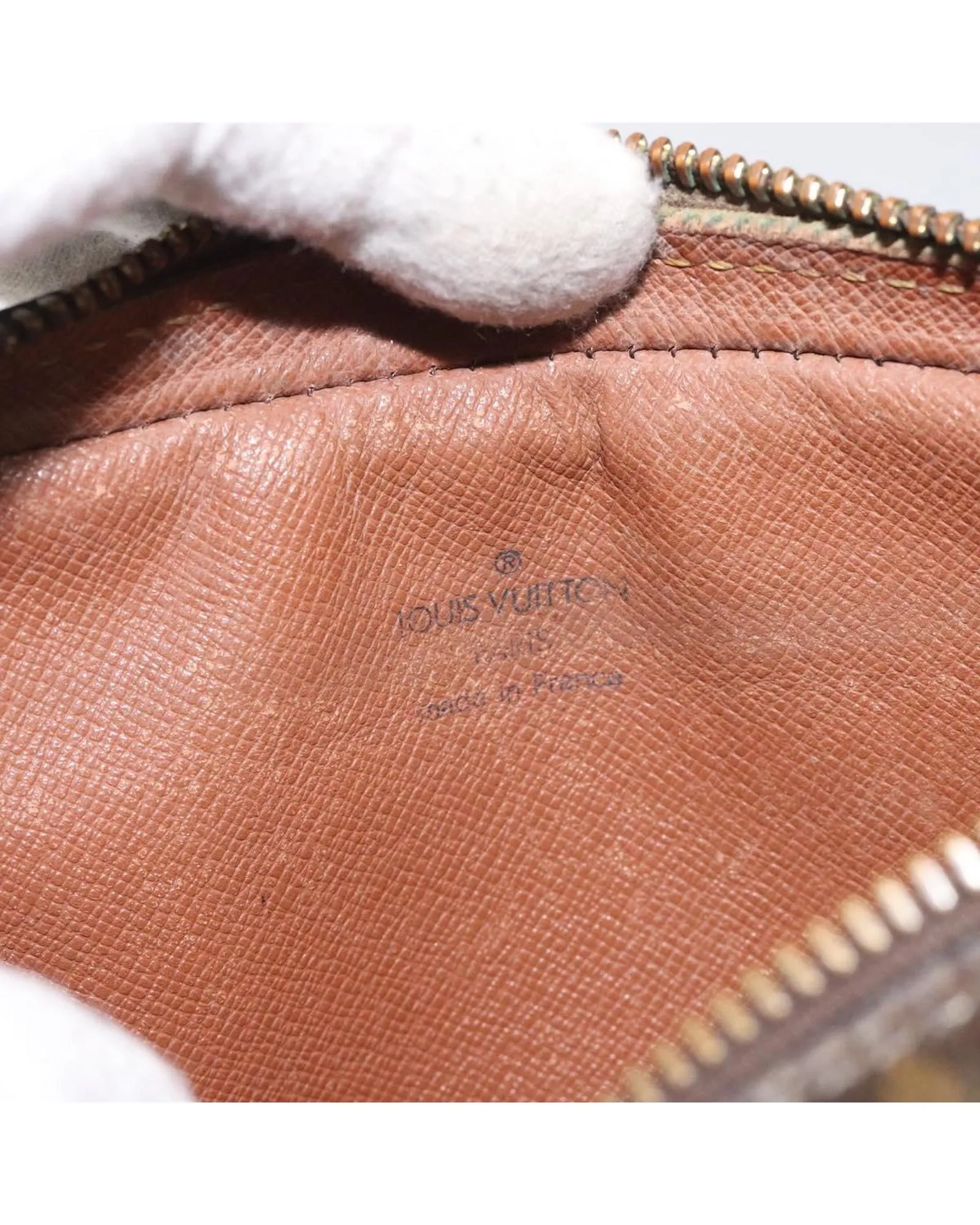 Preloved Trousse Toilette 28 Monogram PouchClutches 11 Preloved Trousse Toilette 28 Monogram PouchClutches