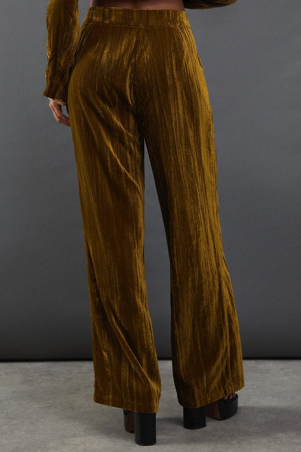 Crushed Velvet High Waisted Tailored Trouser 3 Crushed Velvet High Waisted Tailored Trouser