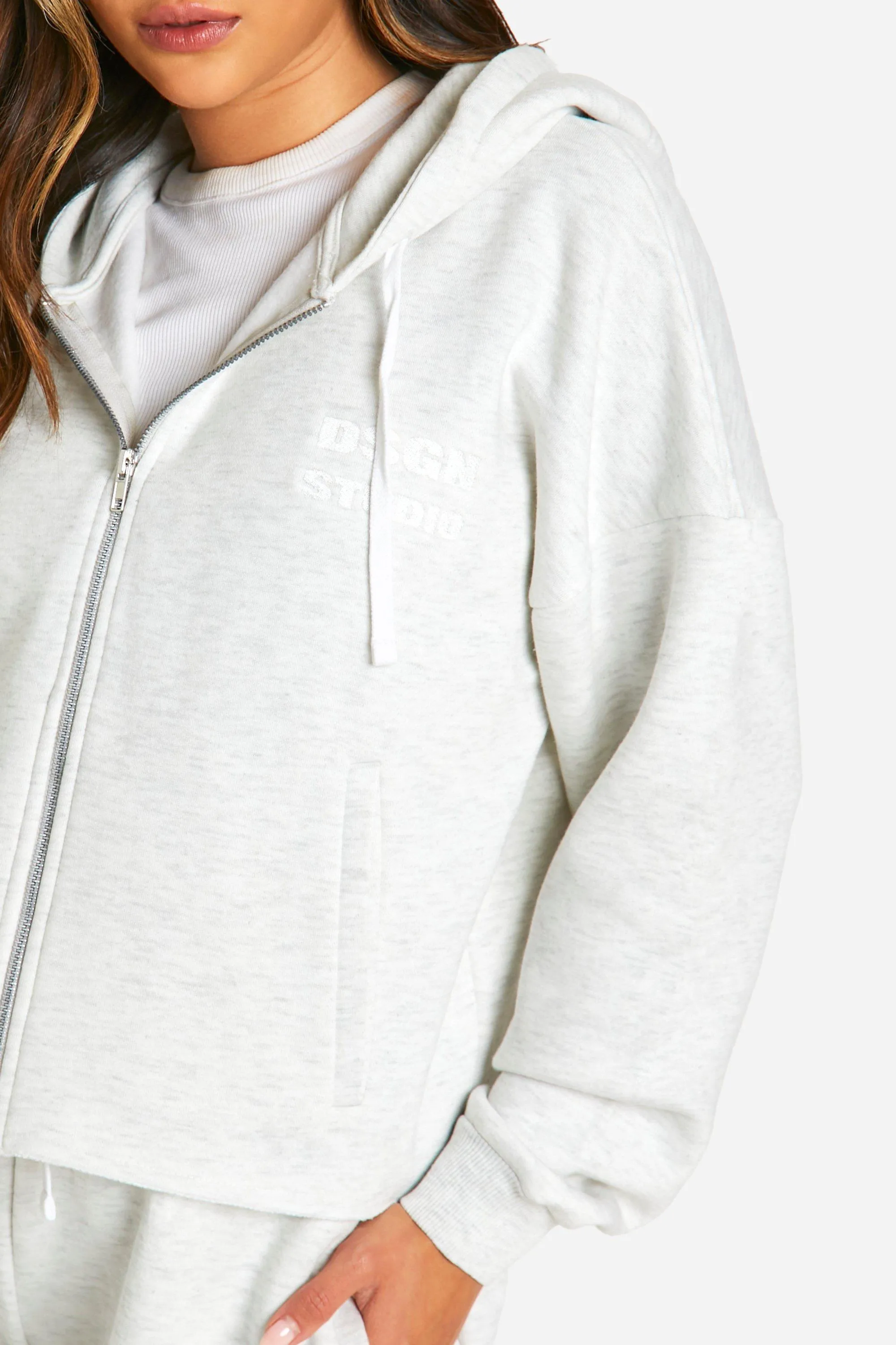 DSGN Studio Self Fabric Zip Through Hooded Short Tracksuit 4 DSGN Studio Self Fabric Zip Through Hooded Short Tracksuit