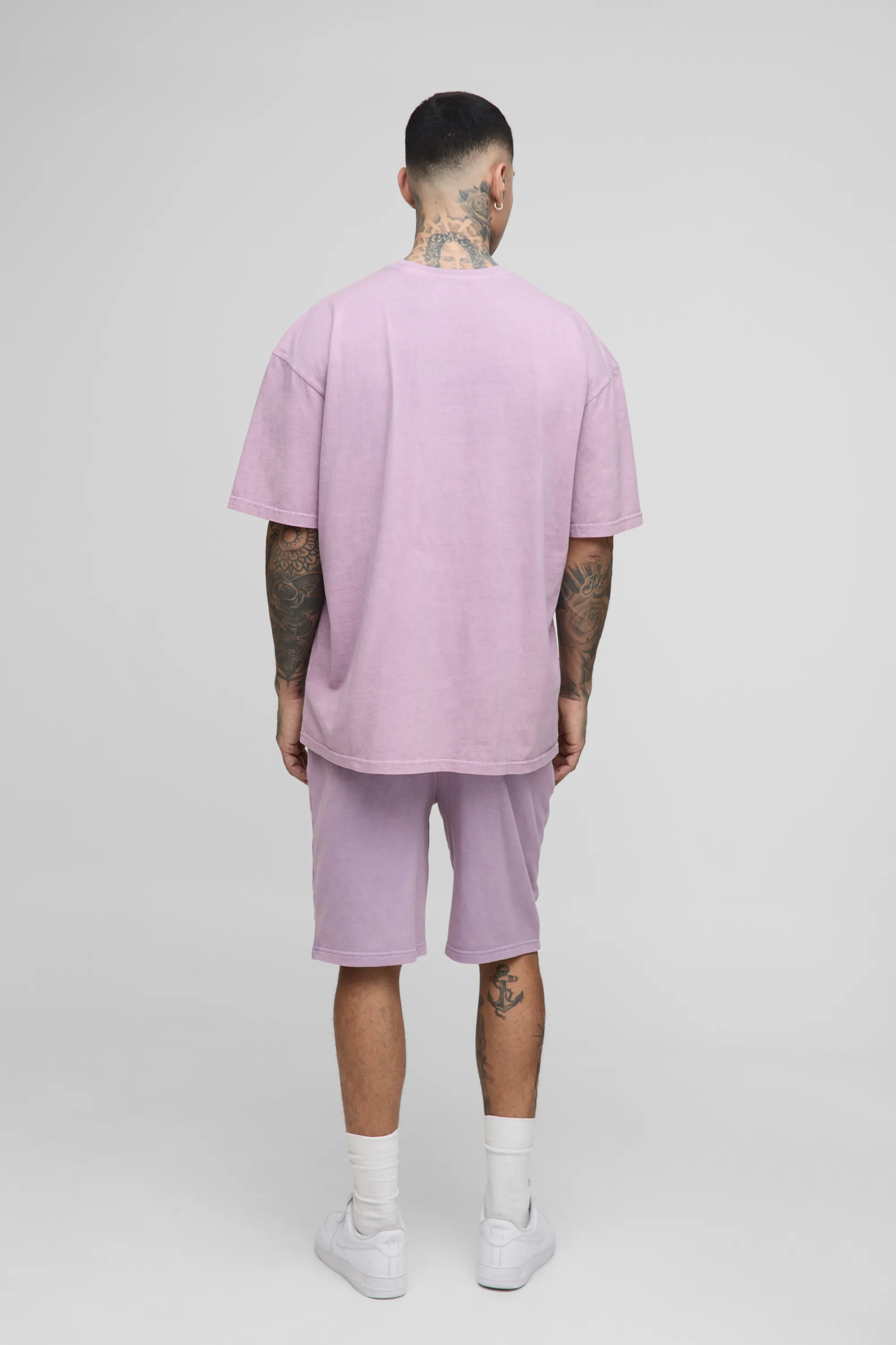 Tall Oversized Acid Wash T-Shirt & Short Set 2 Tall Oversized Acid Wash T-Shirt & Short Set
