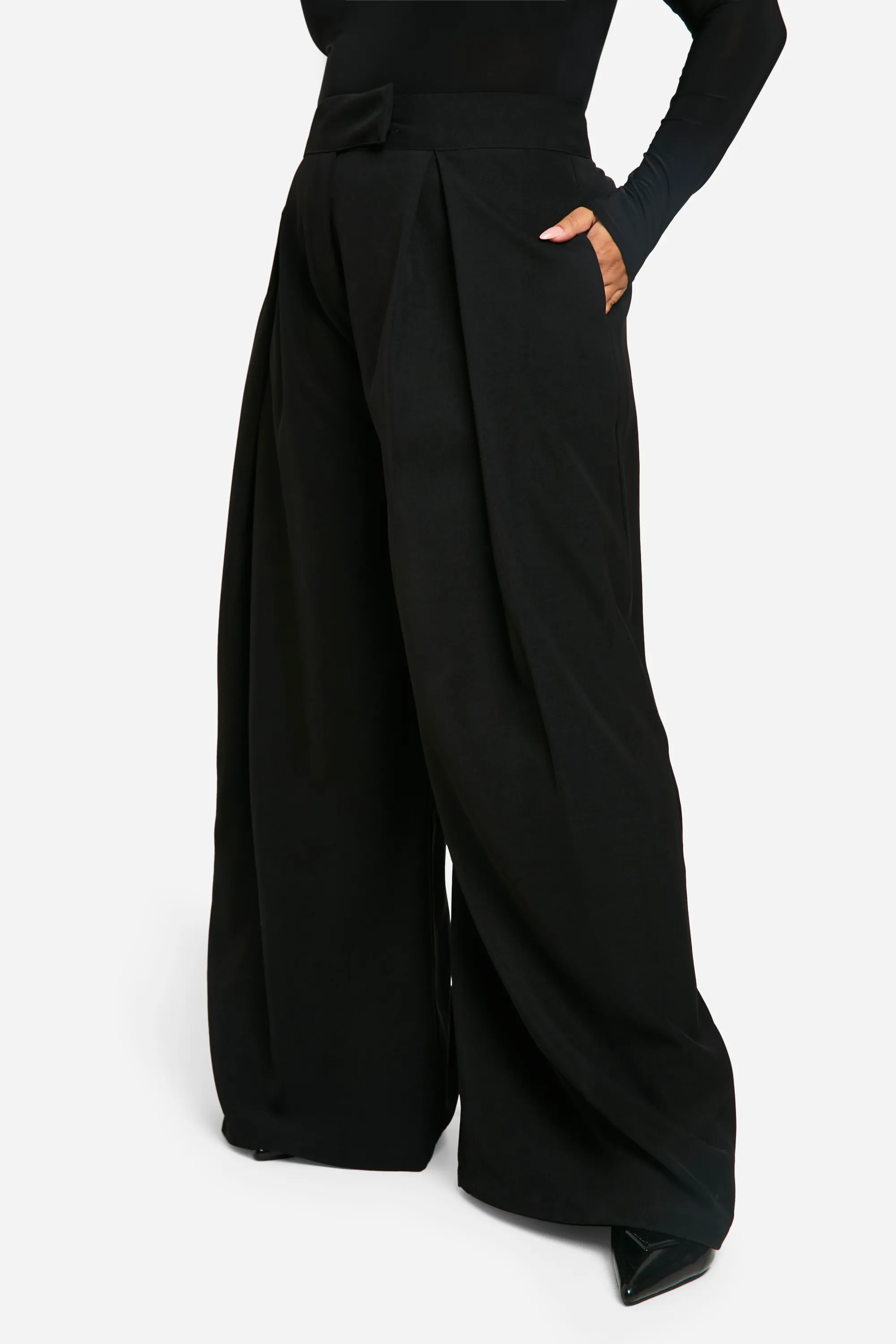 Plus Relaxed Pleat Wide Leg Trouser 4 Plus Relaxed Pleat Wide Leg Trouser