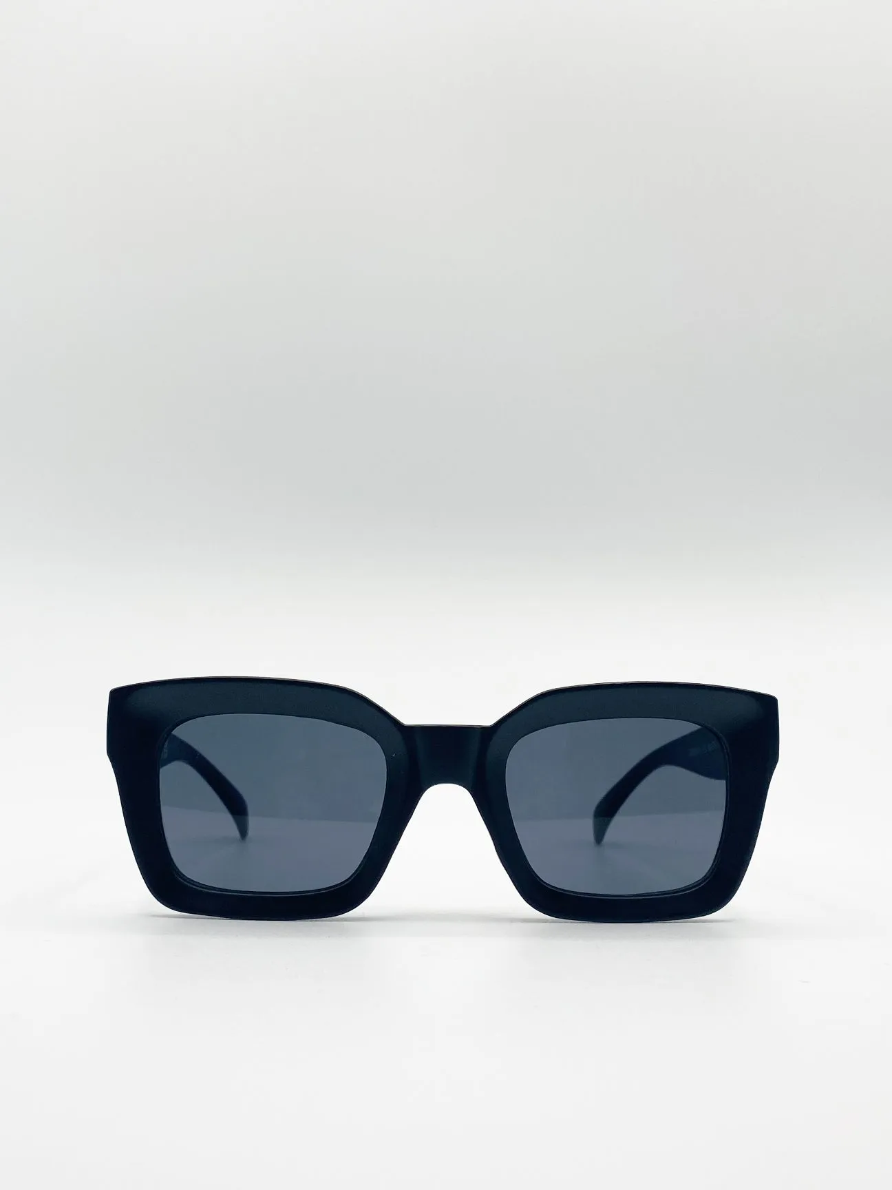 Oversized Matte Crystal Frame Cateye Sunglasses