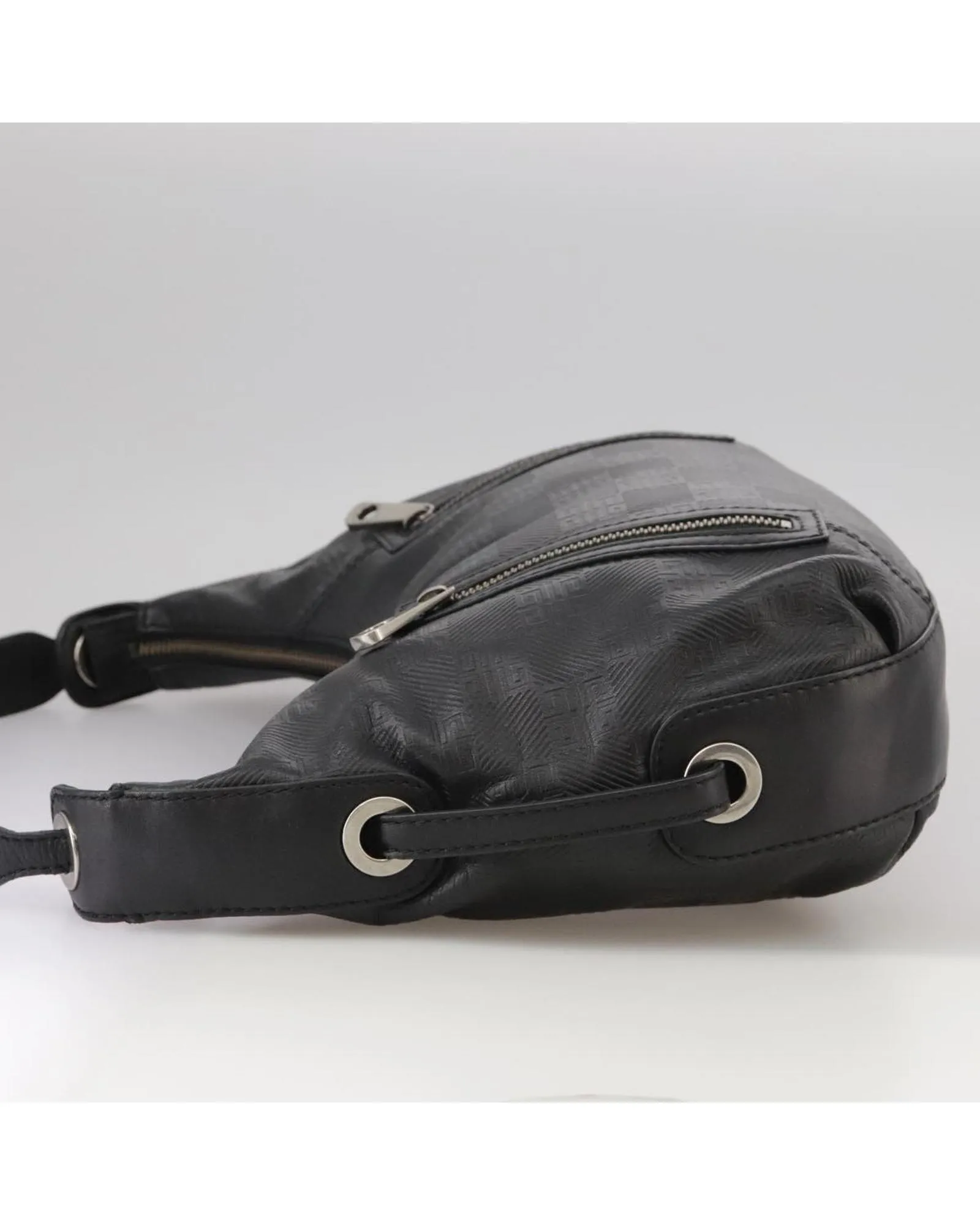 Preloved Leather Shoulder Bag with Zipper- Black 3 Preloved Leather Shoulder Bag with Zipper- Black