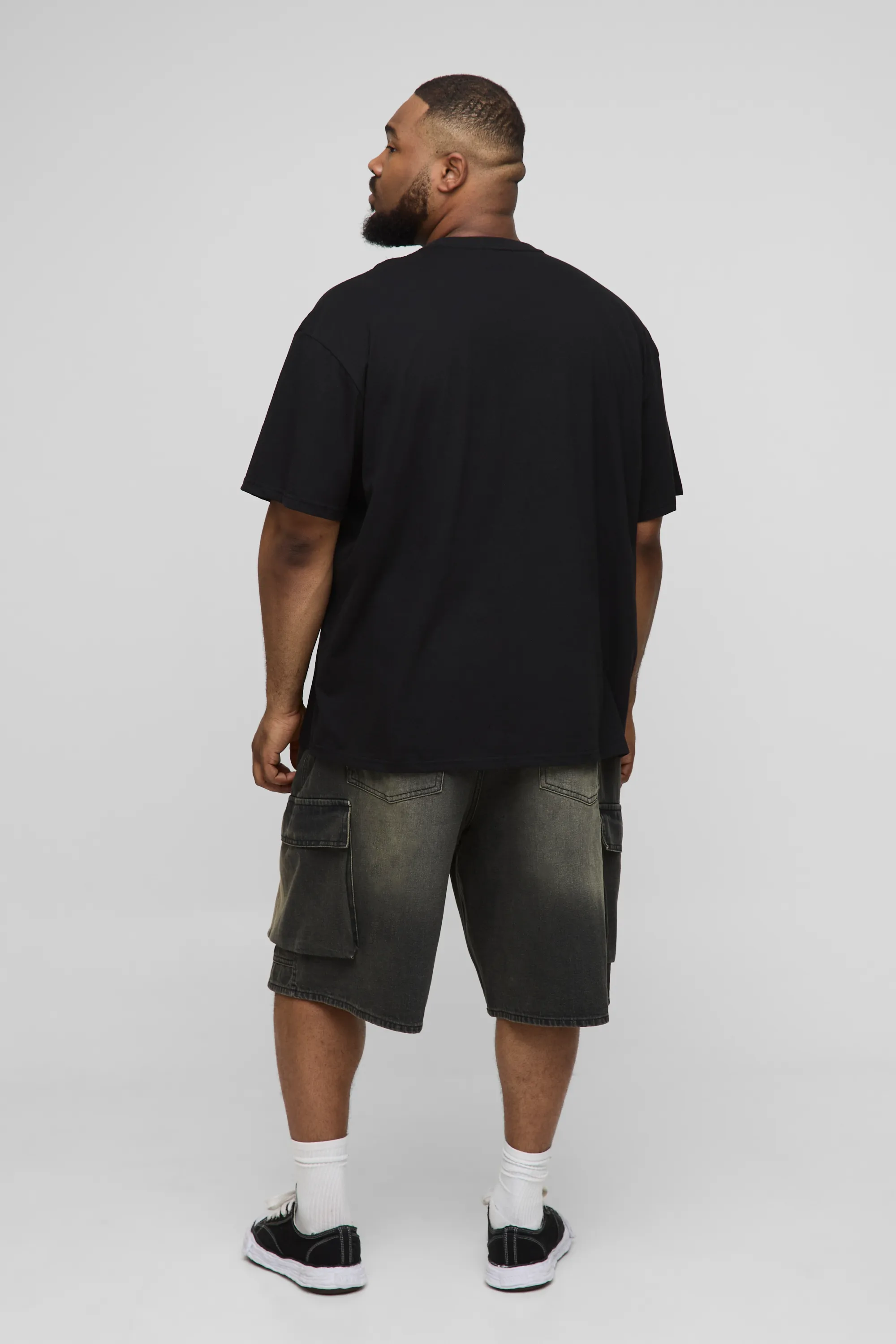 Plus Tinted Wash Zip Detail Carpenter Jorts 2 Plus Tinted Wash Zip Detail Carpenter Jorts