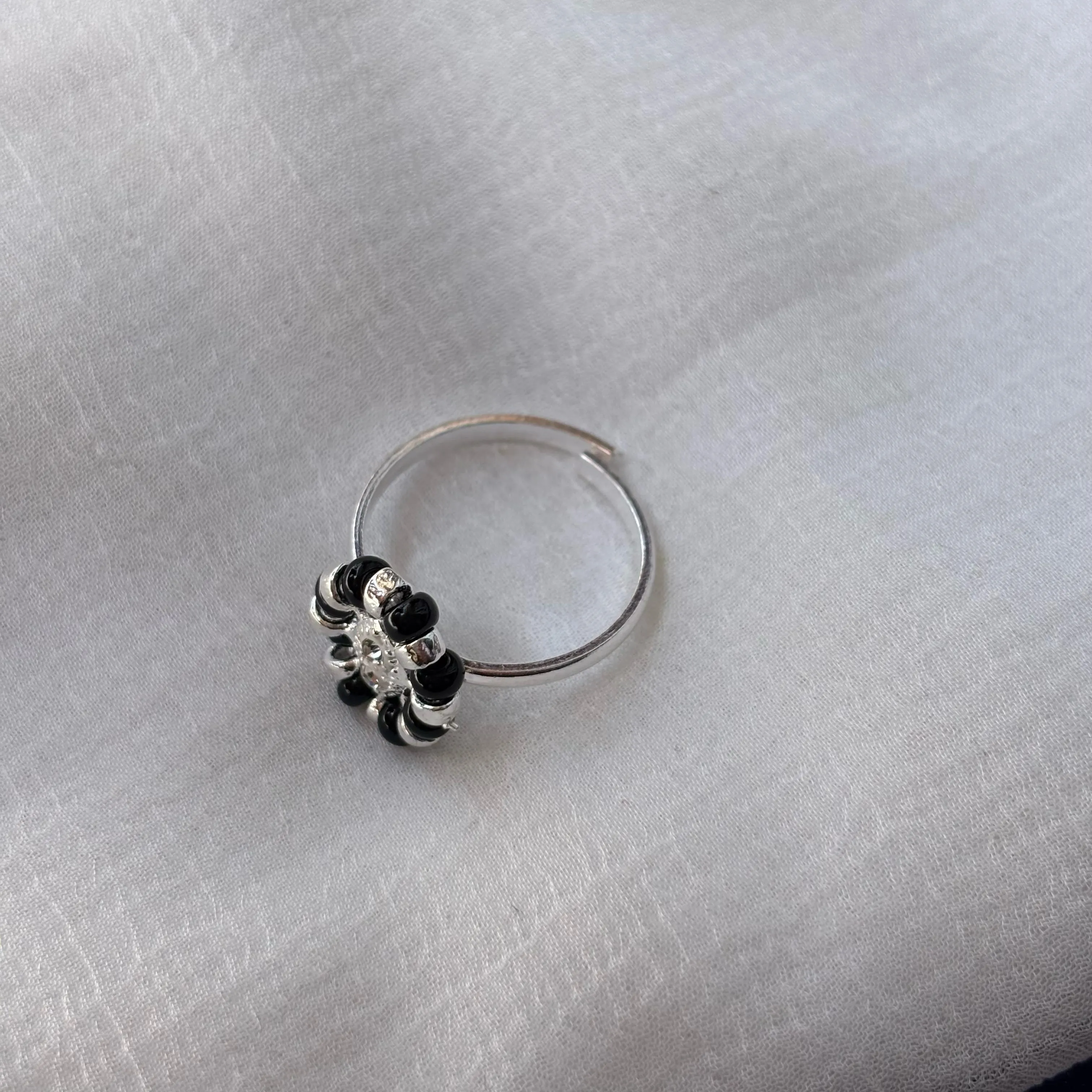 Adjustable Silver Black Floral Slim Daisy Dainty Midi Ring 2 Adjustable Silver Black Floral Slim Daisy Dainty Midi Ring