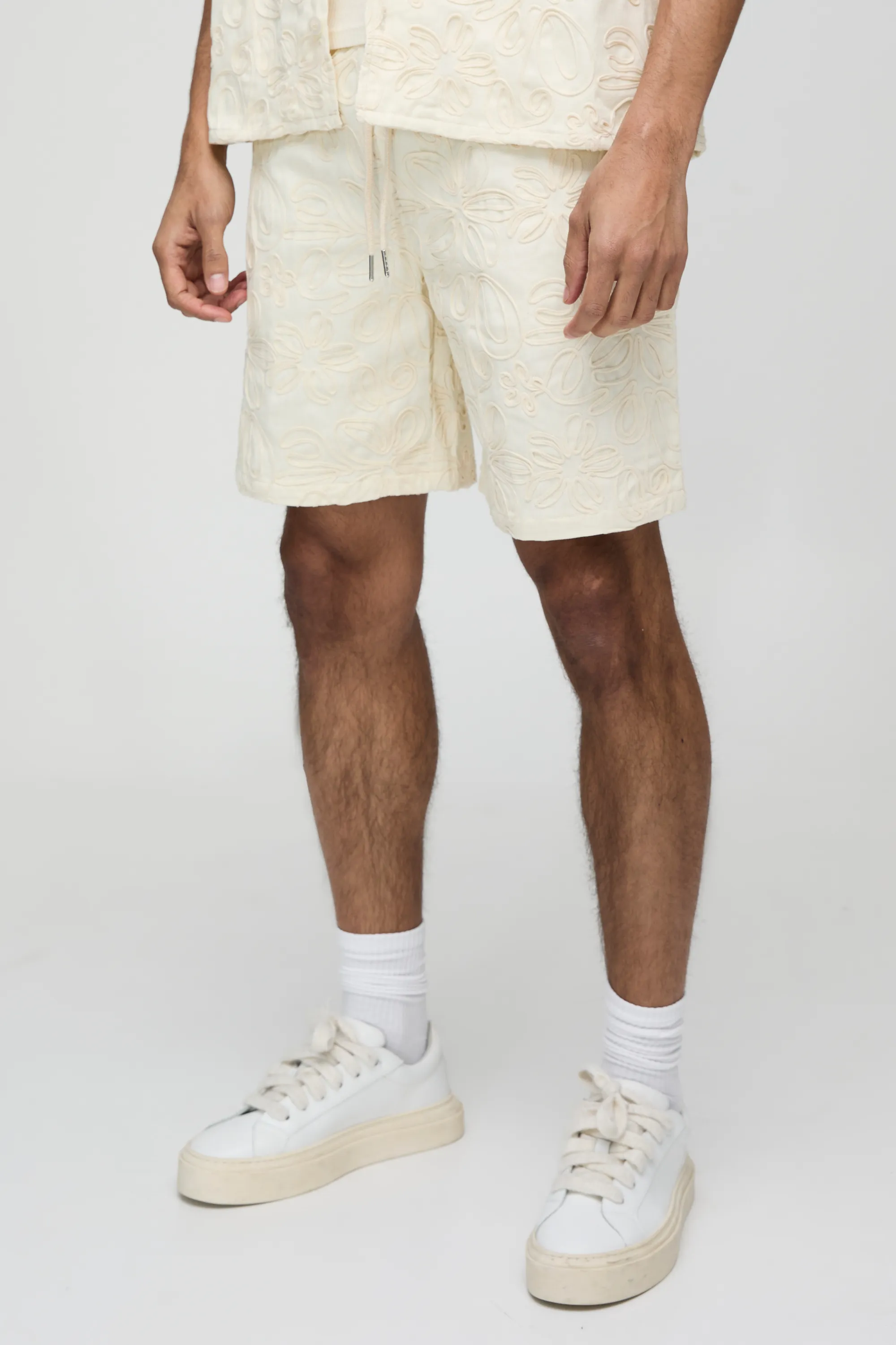 Elasticated Relaxed Rope Applique Shorts 1 Elasticated Relaxed Rope Applique Shorts