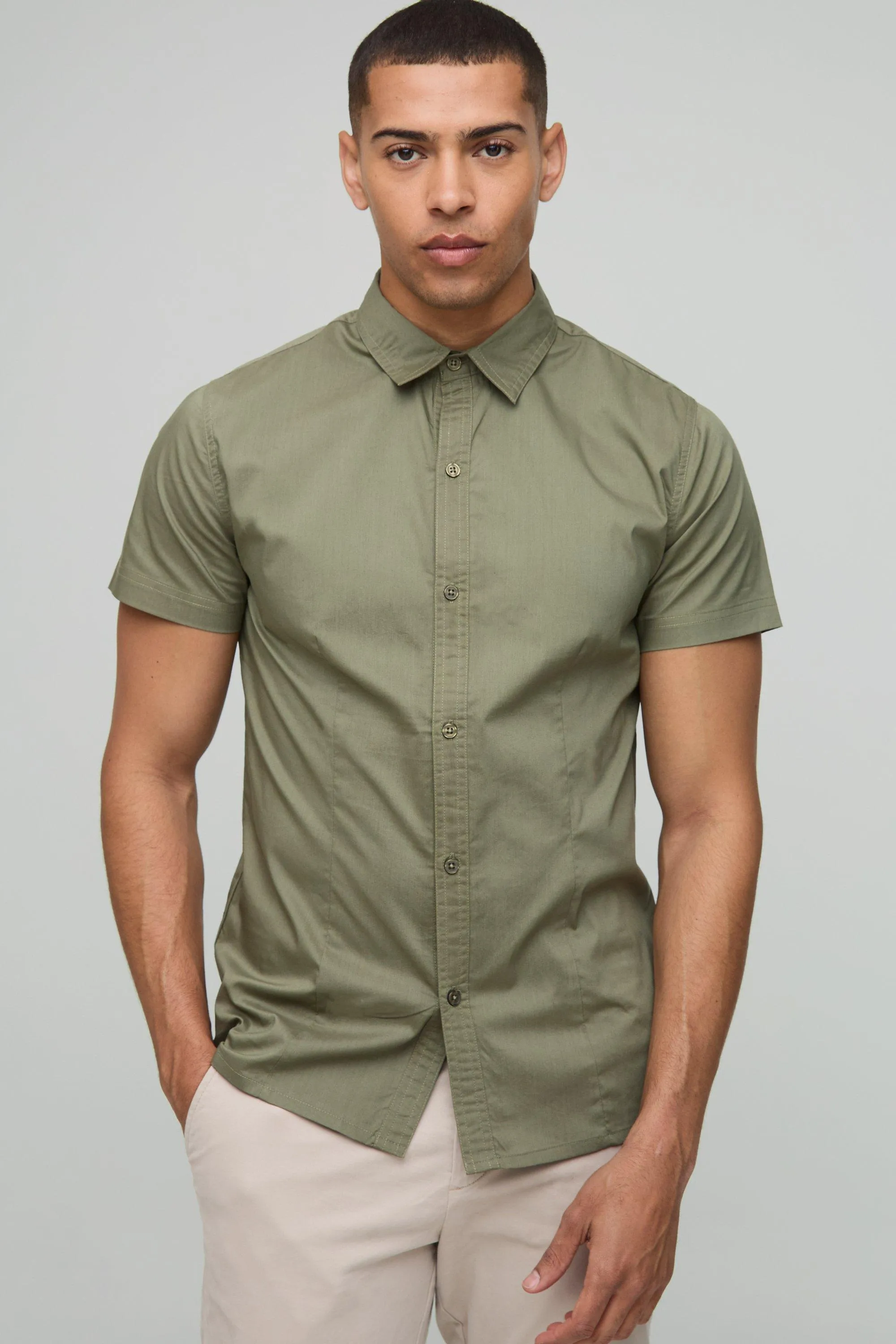 Stretch Fit Basic Short Sleeve Collared Shirt 1 Stretch Fit Basic Short Sleeve Collared Shirt