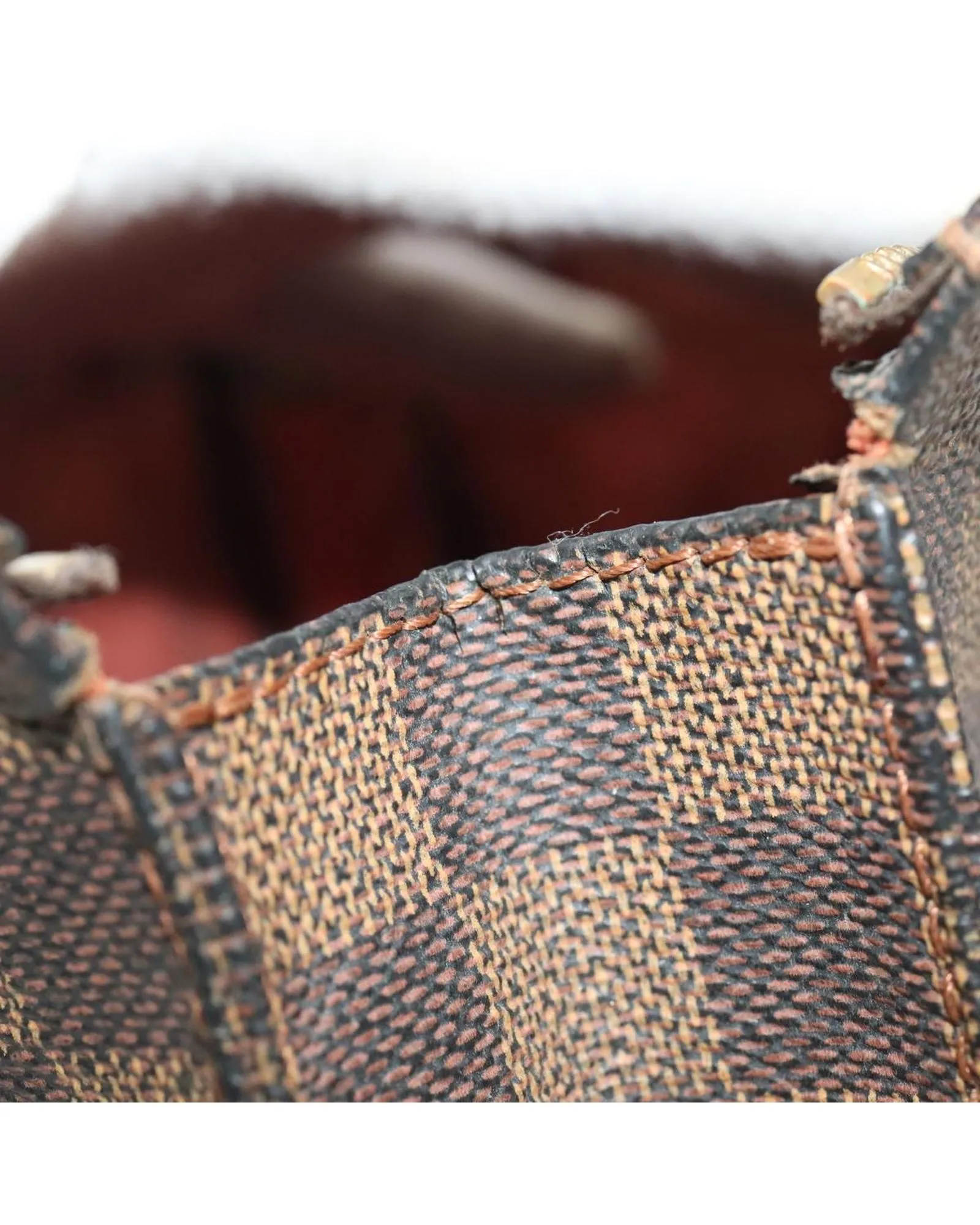 Preloved Toiletry Pouch 26 Damier Ebene Canvas- Damie Ebene 10 Preloved Toiletry Pouch 26 Damier Ebene Canvas- Damie Ebene