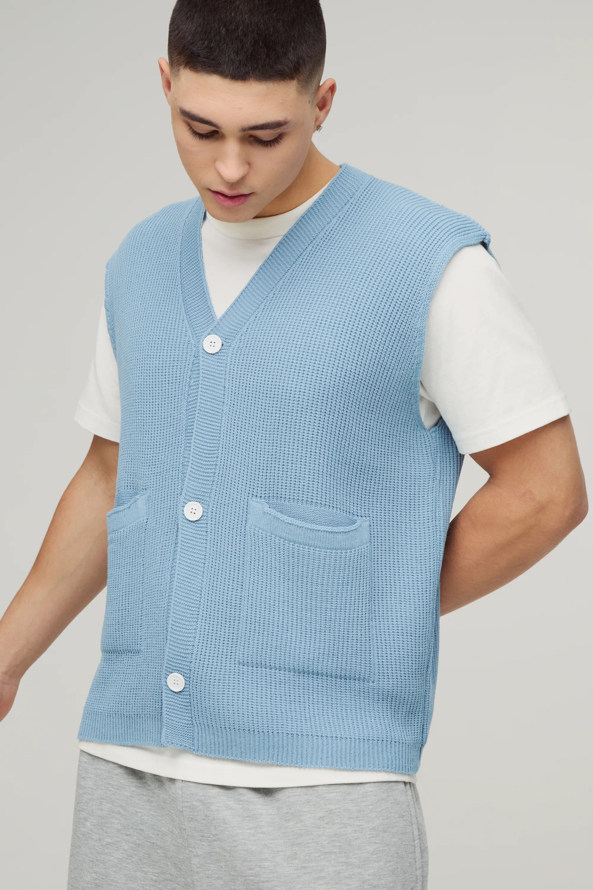 Boxy Ribbed Contrast Button Knitted Vest