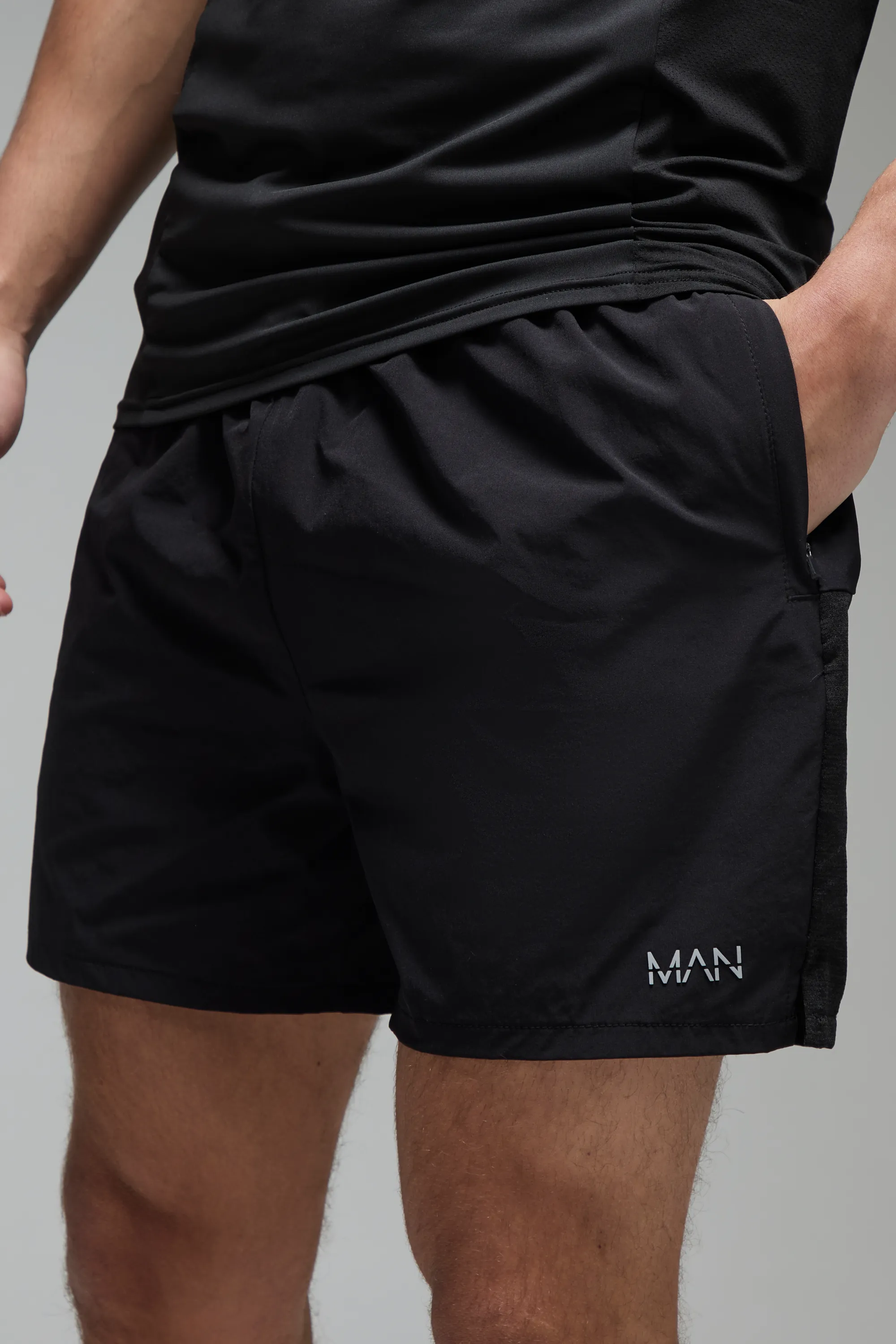 Man Active Stretch Woven 5inch Shorts 3 Man Active Stretch Woven 5inch Shorts