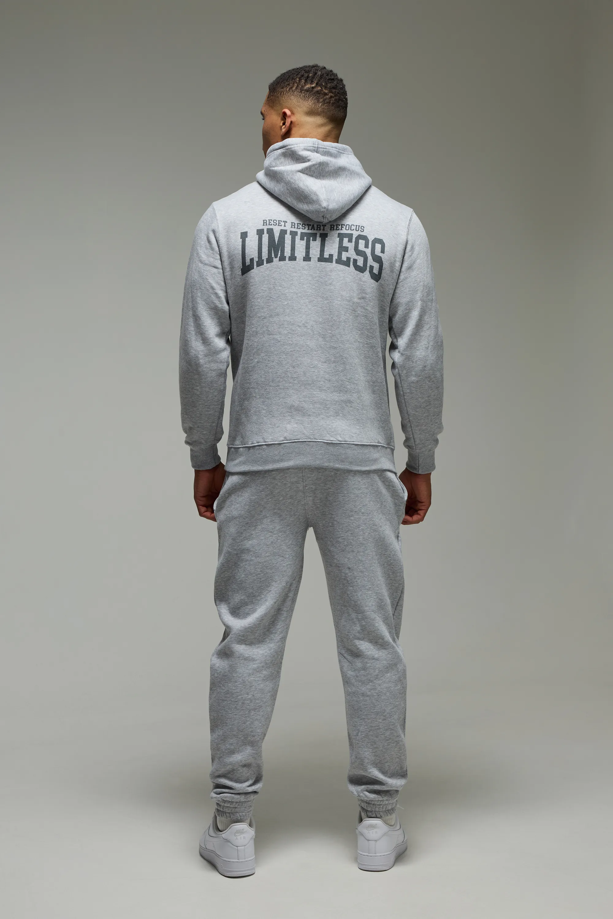 Man Active Limitless Regular Fit Tracksuit 2 Man Active Limitless Regular Fit Tracksuit