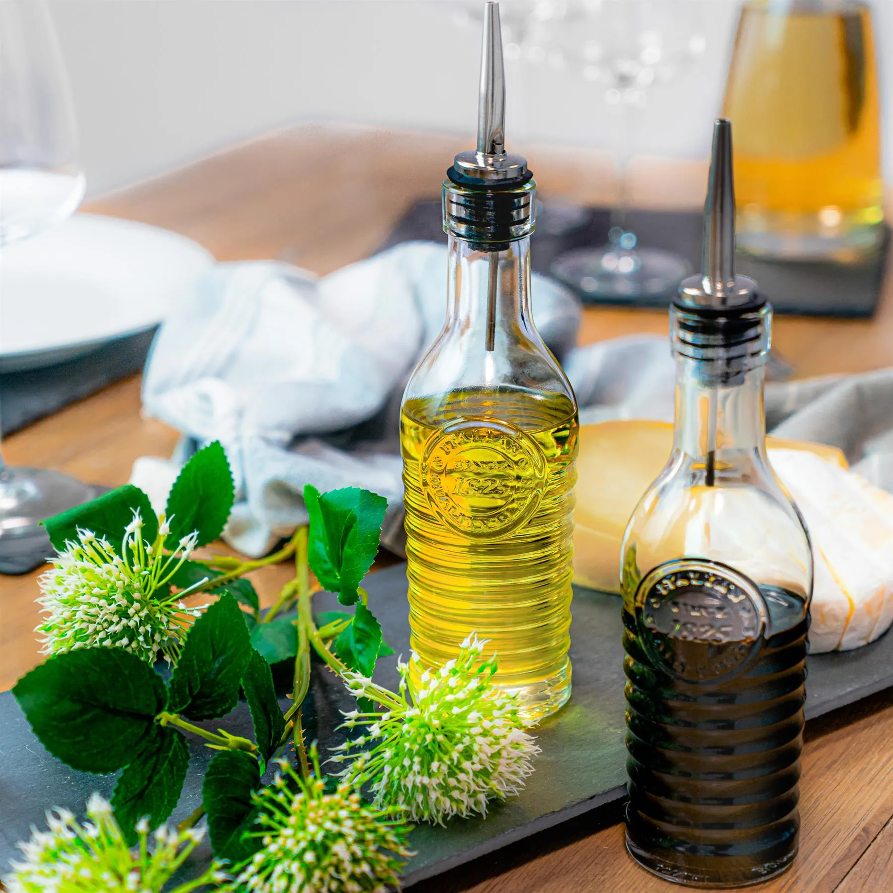 Officina 1825 Olive Oil Bottle with Pourer 268ml 4 Officina 1825 Olive Oil Bottle with Pourer 268ml