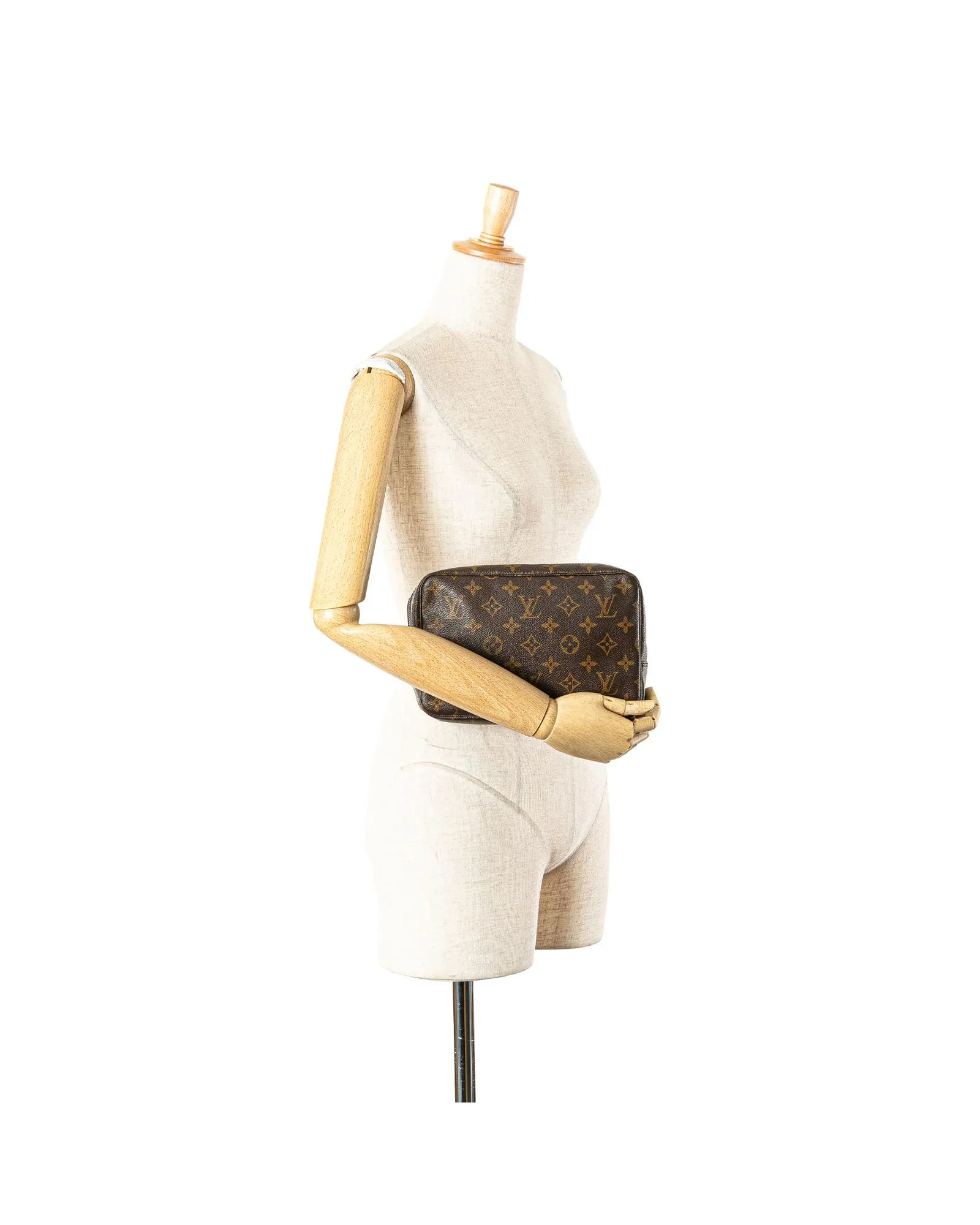 Preloved Toiletry Pouch 26 Monogram Canvas- Brown Clutches 11 Preloved Toiletry Pouch 26 Monogram Canvas- Brown Clutches