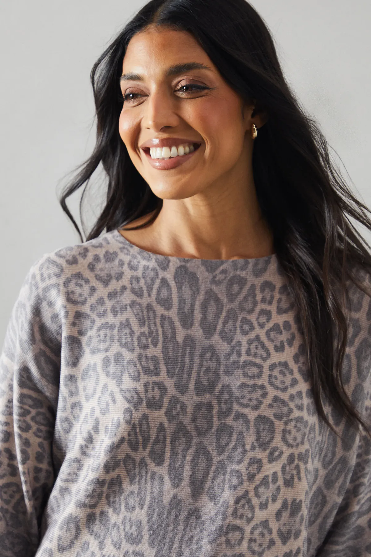 Leopard Print Batwing Knitted Top 2 Leopard Print Batwing Knitted Top