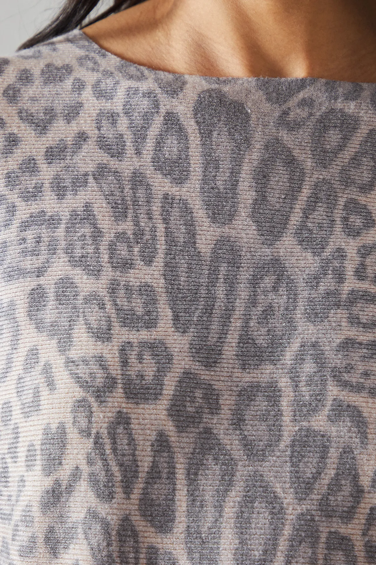 Leopard Print Batwing Knitted Top 5 Leopard Print Batwing Knitted Top