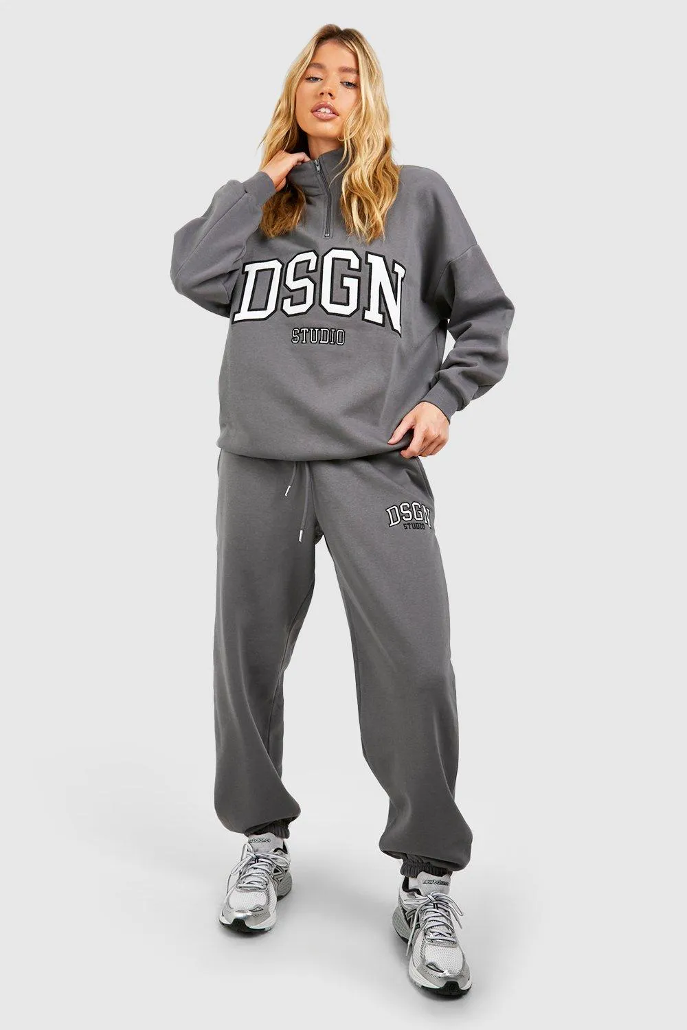 DSGN Studio Applique Oversized Jogger 1 DSGN Studio Applique Oversized Jogger
