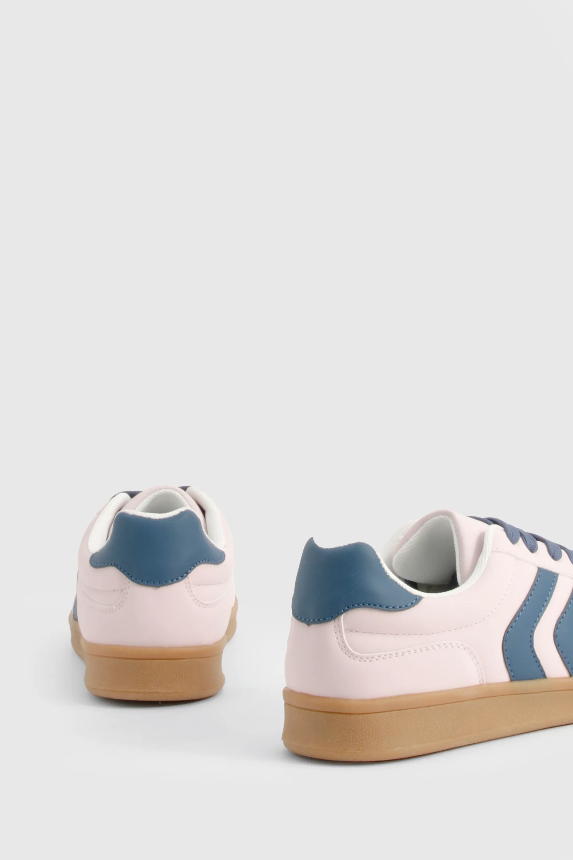 Contrast Stripe Platform Trainers 4 Contrast Stripe Platform Trainers
