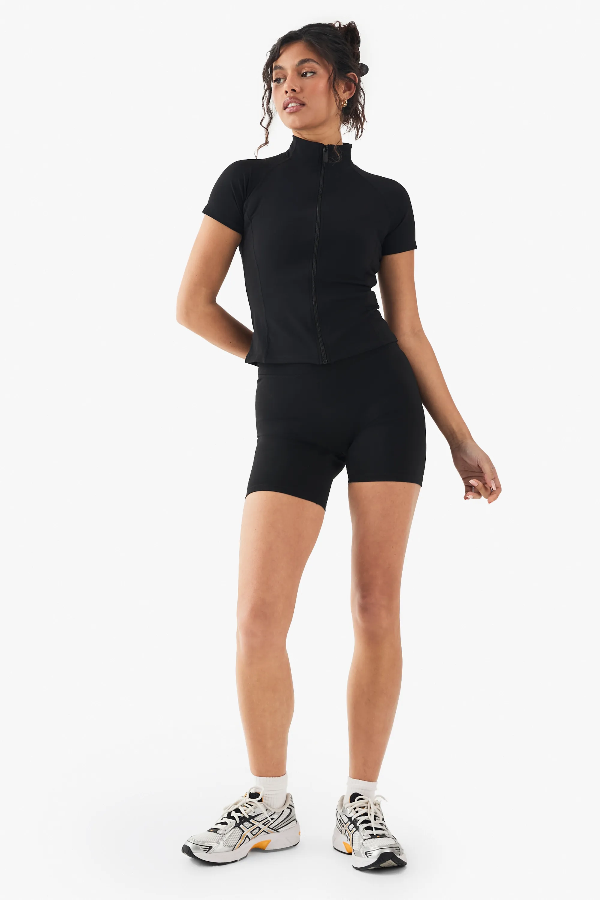DSGN Studio Ultra Sculpt Zip Through Short Sleeve Top 3 DSGN Studio Ultra Sculpt Zip Through Short Sleeve Top