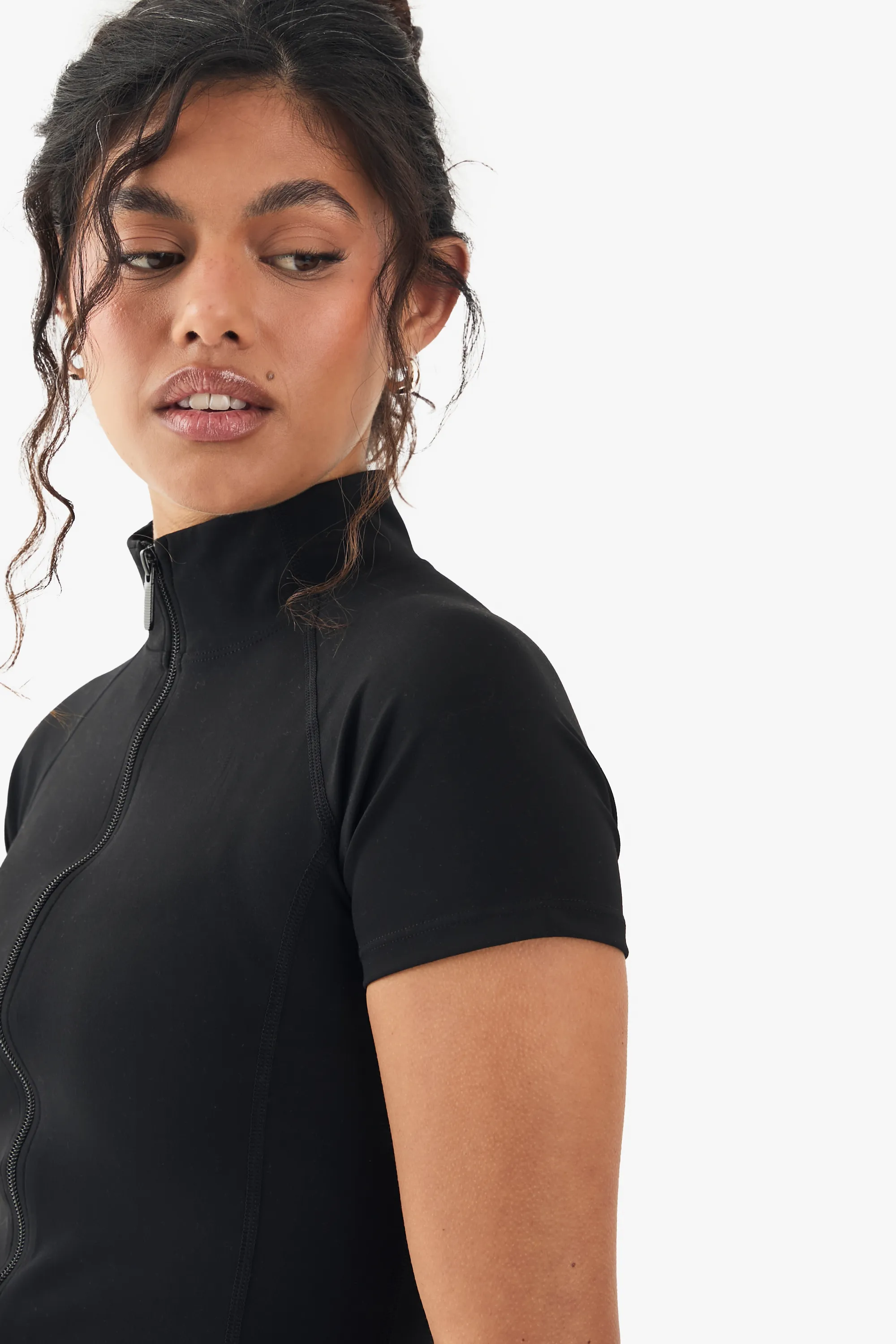 DSGN Studio Ultra Sculpt Zip Through Short Sleeve Top 4 DSGN Studio Ultra Sculpt Zip Through Short Sleeve Top