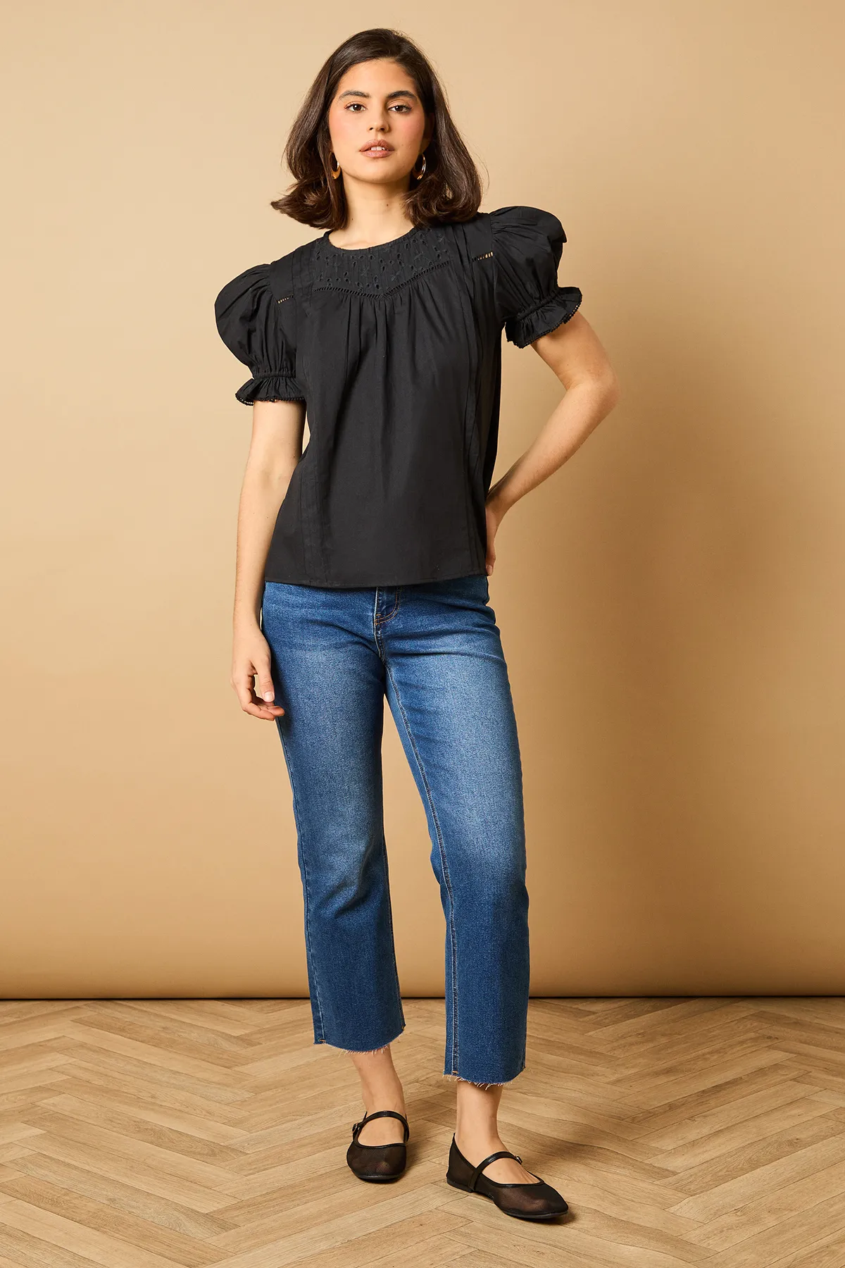Broderie Trim Detail Puff Sleeve Blouse 1 Broderie Trim Detail Puff Sleeve Blouse