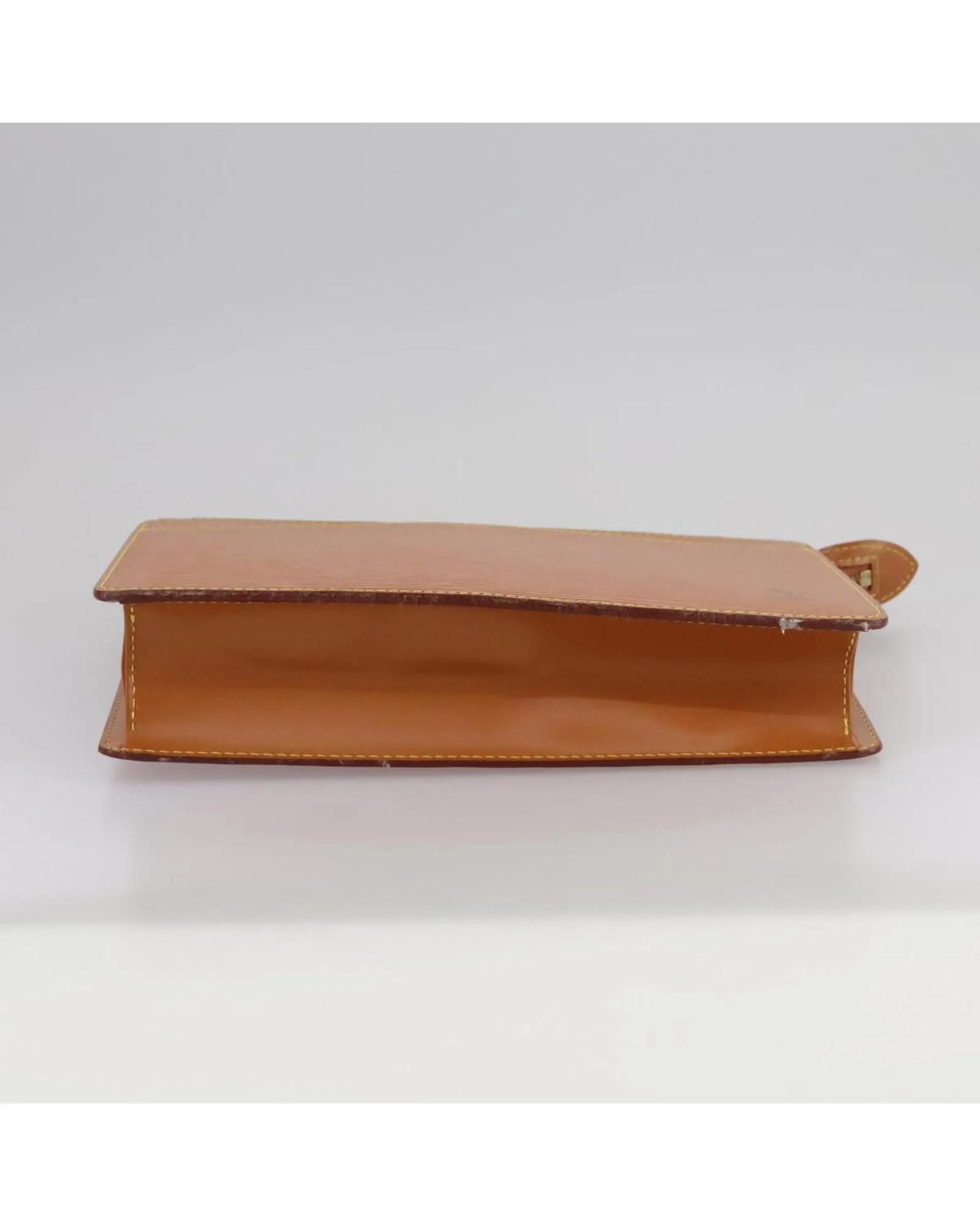 Preloved Leather Clutch Wallet- Brown Clutches 7 Preloved Leather Clutch Wallet- Brown Clutches